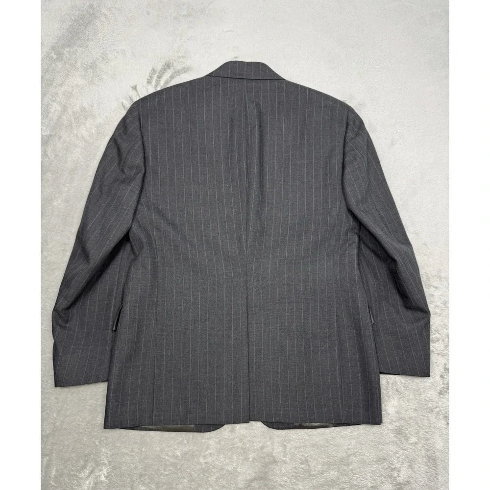 Vintage Gray Pinstripe Sport Coat Blazer Mens 40R 100% Wool Jacket USA 90s Y2K